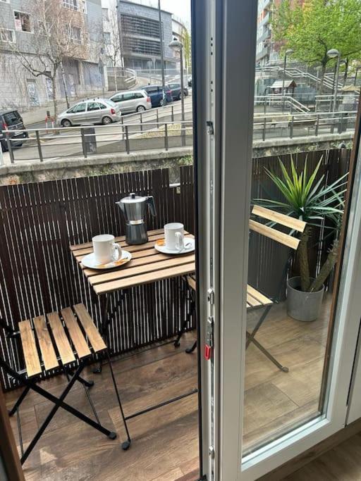 Appartamento Piso Deluxe Con Balcon Cerca Del Casco Viejo Bilbao Esterno foto