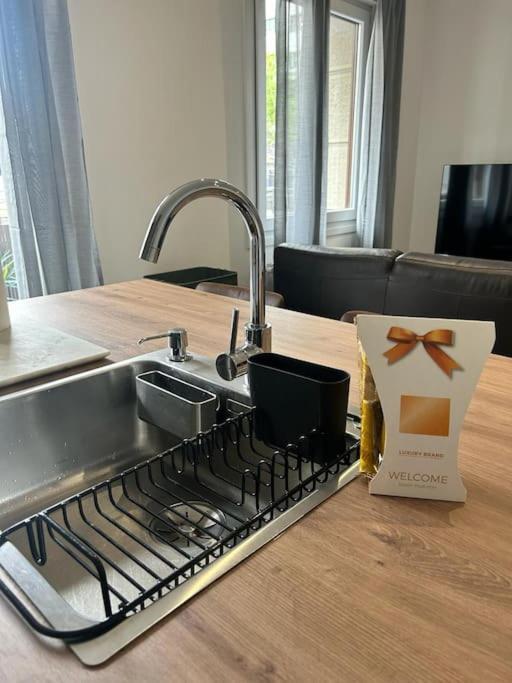 Appartamento Piso Deluxe Con Balcon Cerca Del Casco Viejo Bilbao Esterno foto
