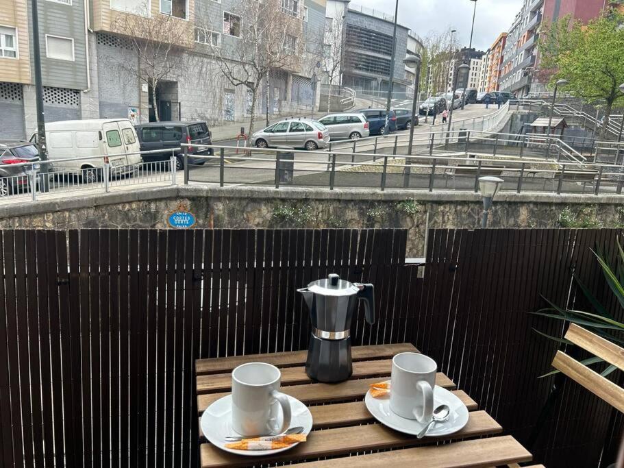 Appartamento Piso Deluxe Con Balcon Cerca Del Casco Viejo Bilbao Esterno foto